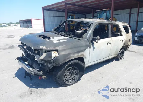 2022 Toyota 4Runner Trd Off Road Premium из США, поврежденный, VIN JTERU5JR1N6011904